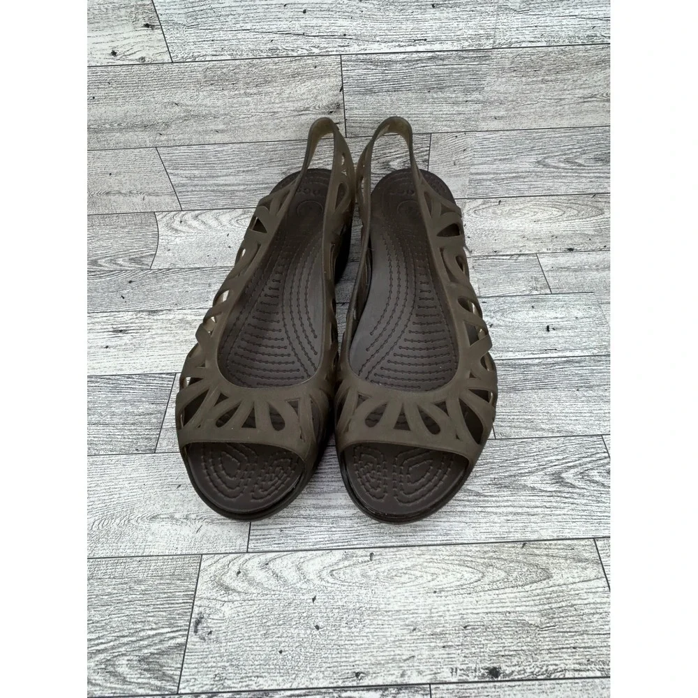 Crocs Adrina III Mini Wedge Espresso Brown Floral Cut Out Sandals Women Sz 8
